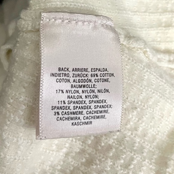 Anthropologie Angel of the North Sweater with front zipper and pockets - Picture 3 of 3